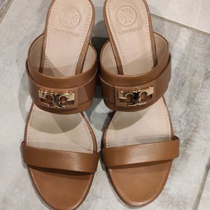 Tory Burch Tan Leather Sandals size 7.5, with box and dust bag